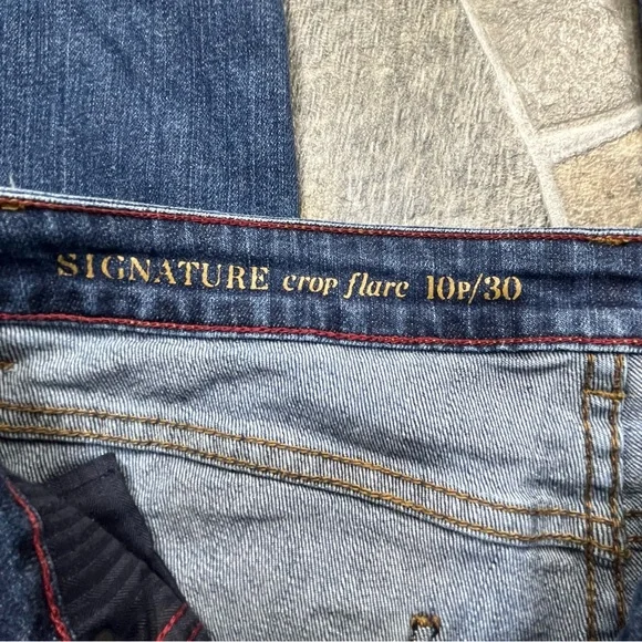 Talbots Signature Crop Flare Petite Jean Capris - Picture 8 of 14